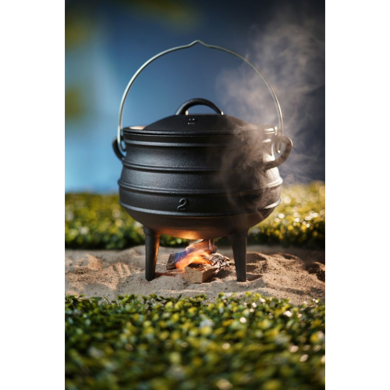 Marmite en Fonte Traditionnelle 6L avec Couvercle et Anse sur 3 Pieds - Hendi