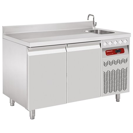 Table frigorifique "murale" ventil&eacute;e, 2 portes GN 1/1, 260 Lit. avec &eacute;vier - Diamond - DT131/P9A_EV