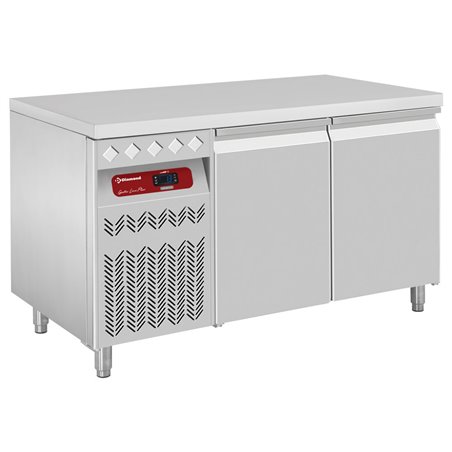 Table frigorifique ventil&eacute;e, 2 portes GN 1/1, 260 Lit. groupe &agrave; gauche - Diamond - DT131/P9GX