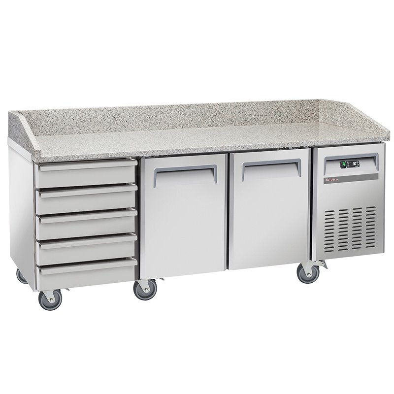 Table frigo pizzeria, 2 portes EN 600x400, 5 tiroirs neutres EN 600x400, sur roues, 2 avec freins - Diamond - WR-PZ20-52