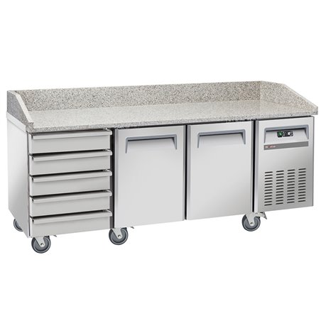 Table frigo pizzeria, 2 portes EN 600x400, 5 tiroirs neutres EN 600x400, sur roues, 2 avec freins - Diamond - WR-PZ20-52