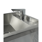 &Eacute;vier inox 1 robinet 600mm bouchon de vidange et couvercle anti-&eacute;claboussures inclus, &agrave; l'exclusion du - Combisteel - 7013.4600