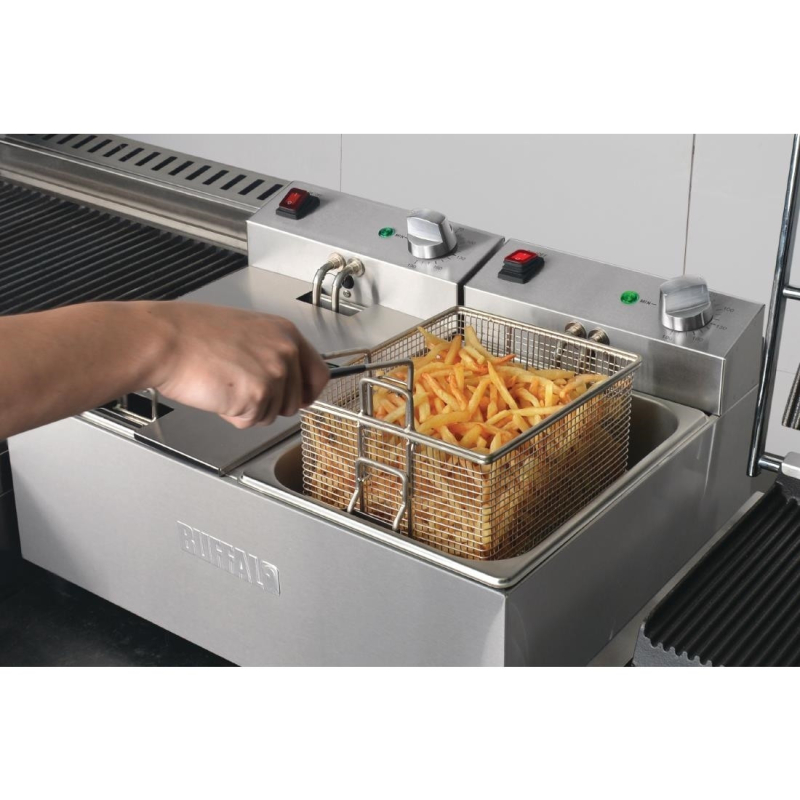 Dubbele friteuse Buffalo 2x5L 2x2,8kW - Snel en effici&euml;nt koken - FC257 - Buffalo