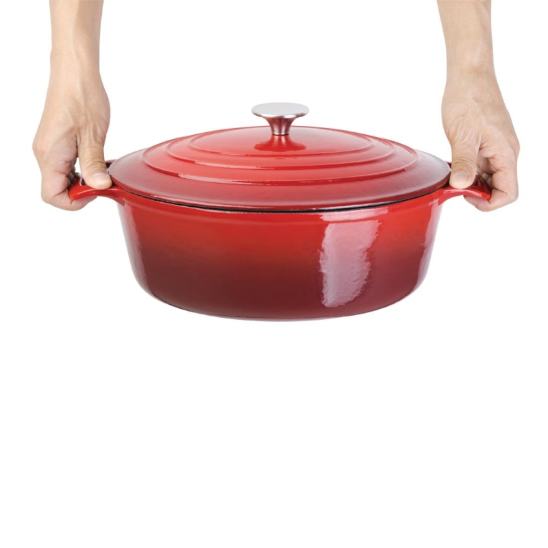 Grote rode ovale braadpan Vogue