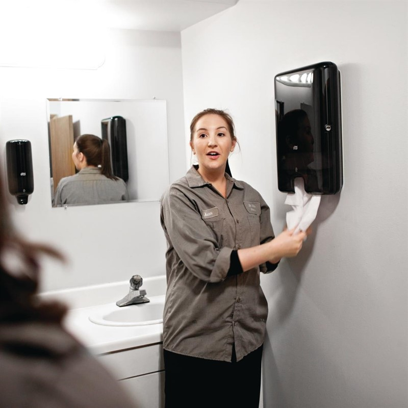 Essuie-mains ultra doux 2 plis Multifold Tork (Pack 2100)