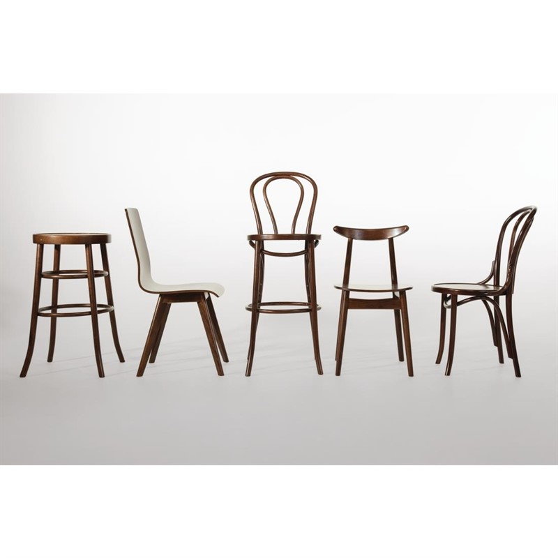 Chaises bistrot en bois courb&eacute; Fameg finition noyer