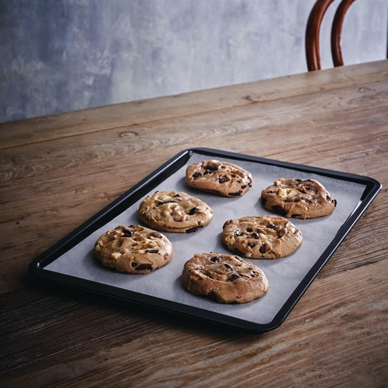 Plaque &agrave; p&acirc;tisserie antiadh&eacute;sive en acier carbone Vogue 370 x 257mm