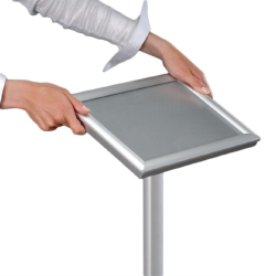Pr&eacute;sentoir menu aluminium A4