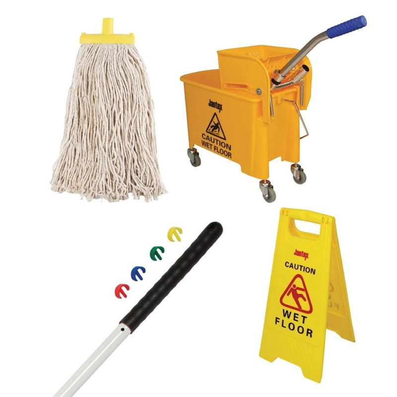 Offre sp&eacute;ciale ensemble de nettoyage